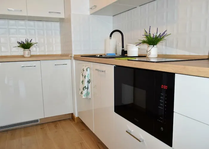 Anders Z Miejscem W Garazu I Rowerami Apartmán