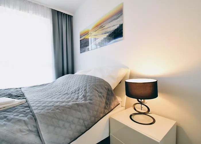 Anders Z Miejscem W Garazu I Rowerami Kolobřeh