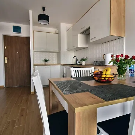 Anders Z Miejscem W Garazu I Rowerami * Kołobrzeg