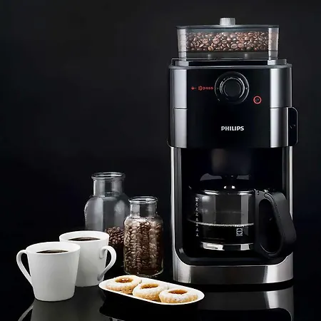 Anders Z Miejscem W Garazu I Rowerami דירה קולובז'ג